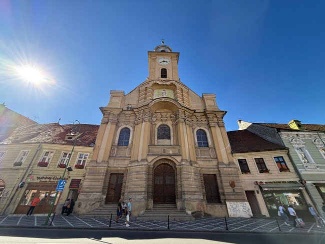 Biserica catolică, următorul monument de cult pe care primăria Brașov îl restaurează