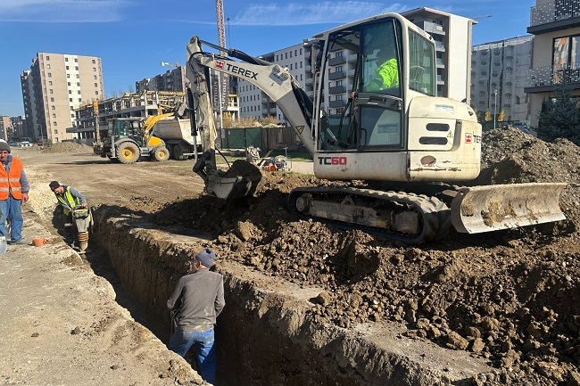 Tractorul nou, primele străzi cu sistem de canalizare pluvială independent