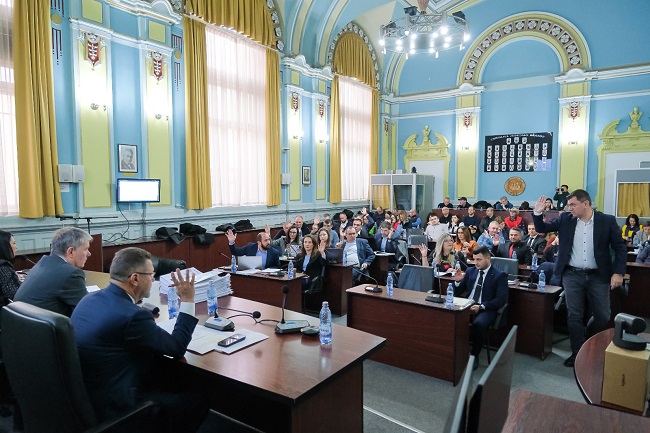 Consiliul Local a aprobat noile impozite și taxe locale