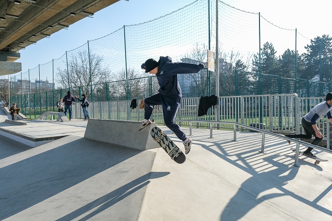 S-a deschis cel mai modern complex dedicat sporturilor urbane din România, la Brașov